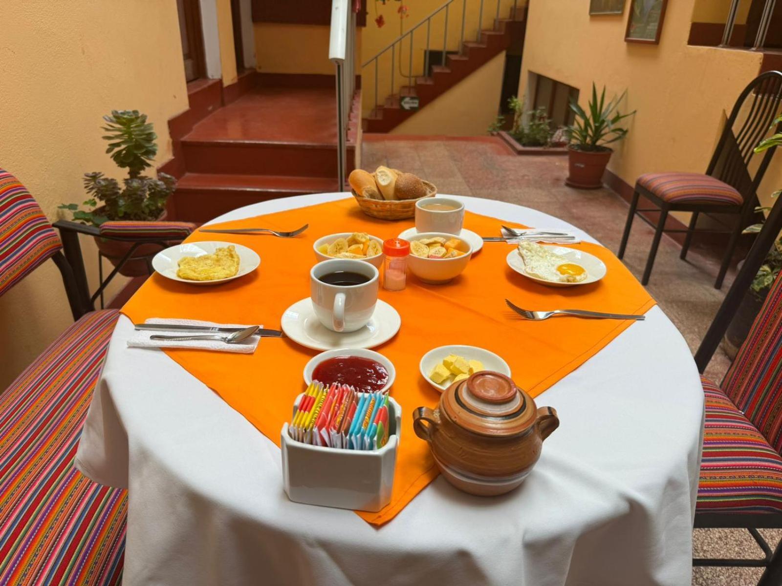 Hostal Huayna House Go Cuzco Exterior foto